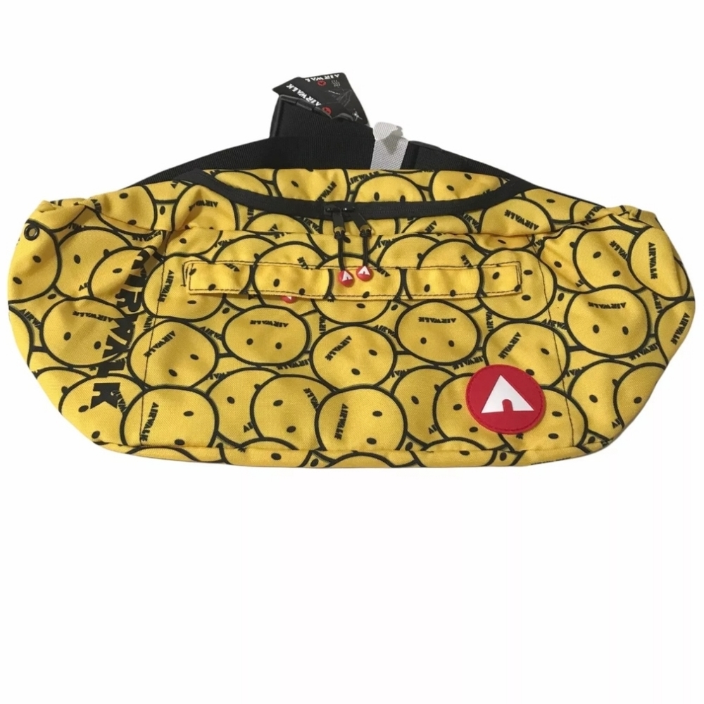 NWT Airwalk oversized waist bag/fany pack yellow with Airwalk smiley faces